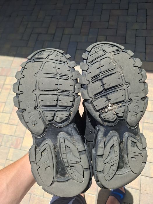 Balenciaga track