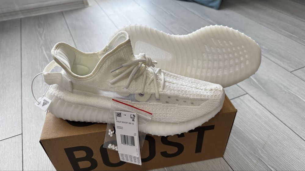 Yeezy 350 V2 – modele disponibile