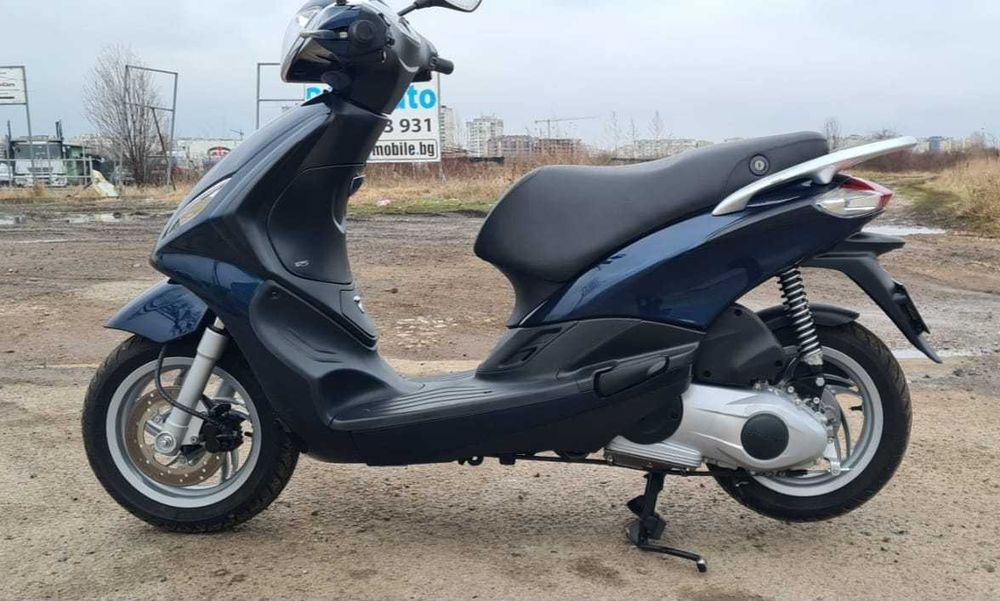 Piaggio Fly Пиаджо Флай Скутер мотопед мотор НА ЧАСТИ