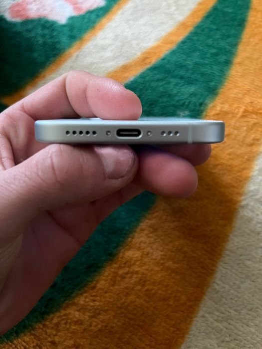 Продам айфон 15. Акб 100