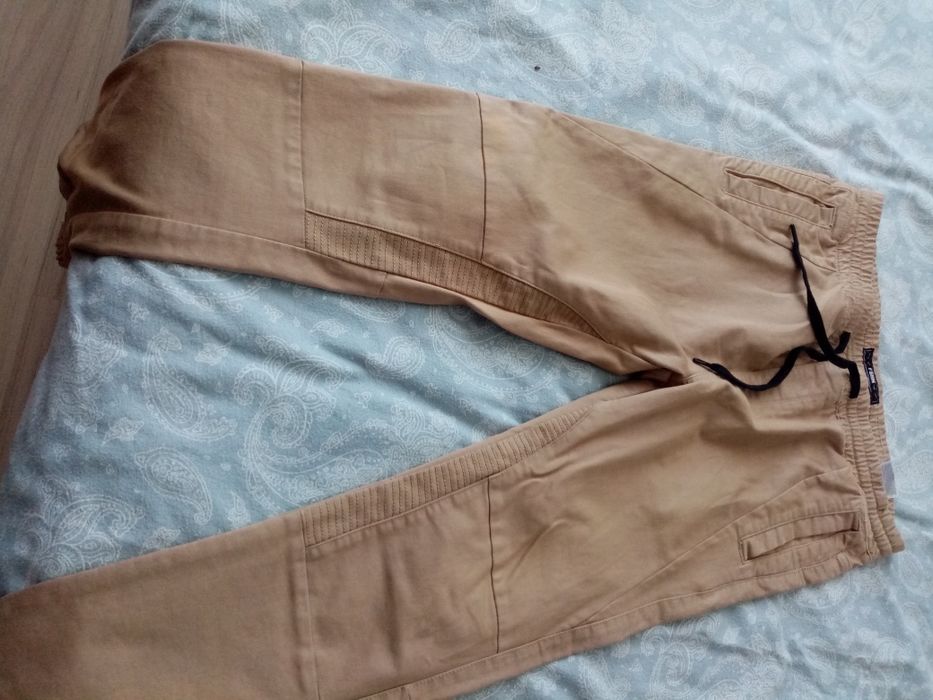 Дънки,много запазени.