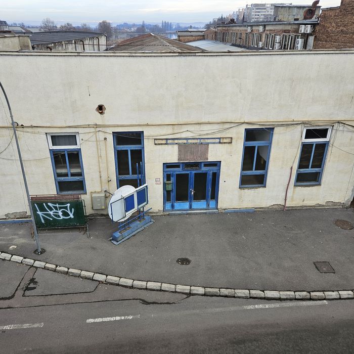 Zonă centrală-sală de sport/ depozit/hală-Calarasilor 900 mp