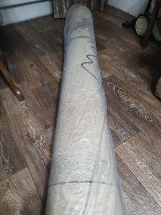 Продам ковёр б/у после химчистки