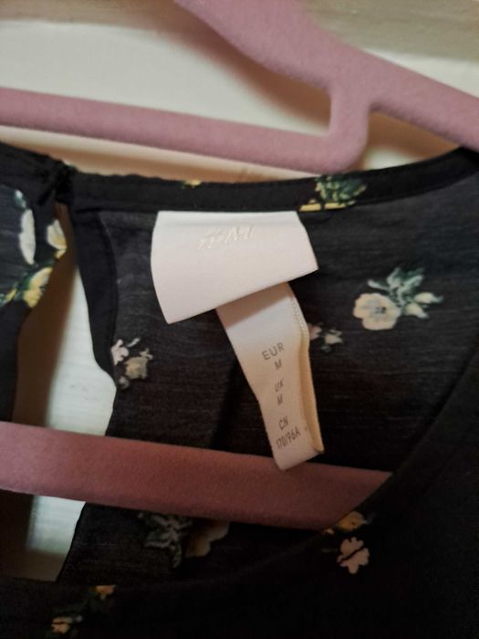 Продавам дълга рокля, HM, нова