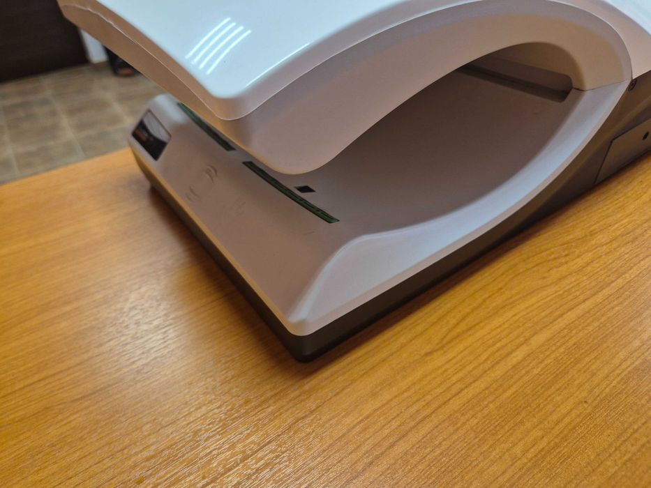 Mediclinics M12A Dualflow Plus Сешоар за ръце с фотоклетка, бял