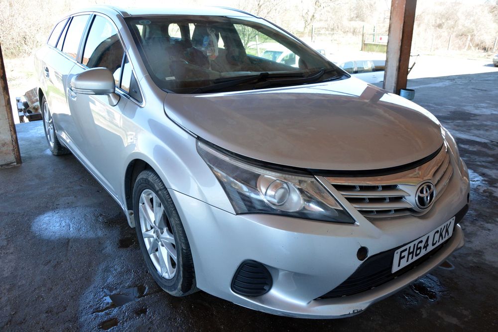 Toyota Avensis III 2009-2015 НА ЧАСТИ - Цени в описанието
