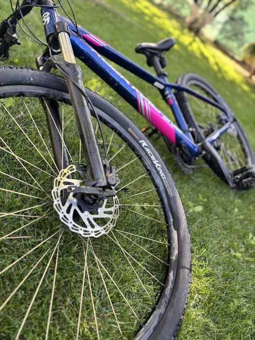 Bicicletă Rock Machine Catherine 70-27 în stare superbă. Negociabil.