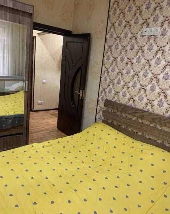 Аренда кв Рынок Универсам 2-ком ро-н Юнусабад-4 кв