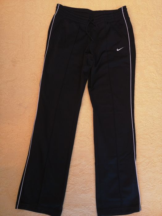 Срортен екип NIKE - XS