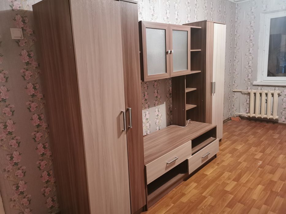 Продам стенку. В хорошем состоянии.