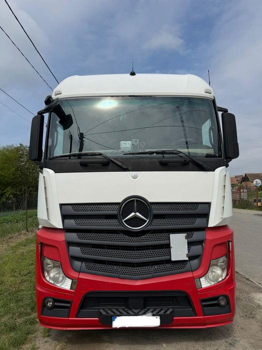Ansamblu Mercedes Benz Actros MP4 1843 + Semiremorca Kogel 2014 standard
