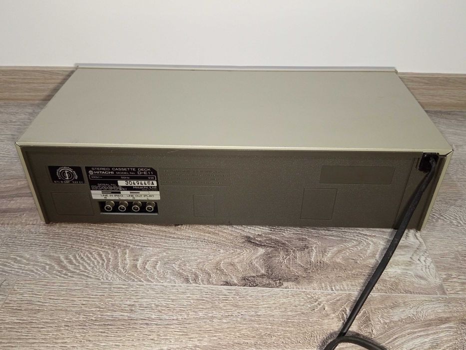 Колекционерски дек Hitachi D-E11