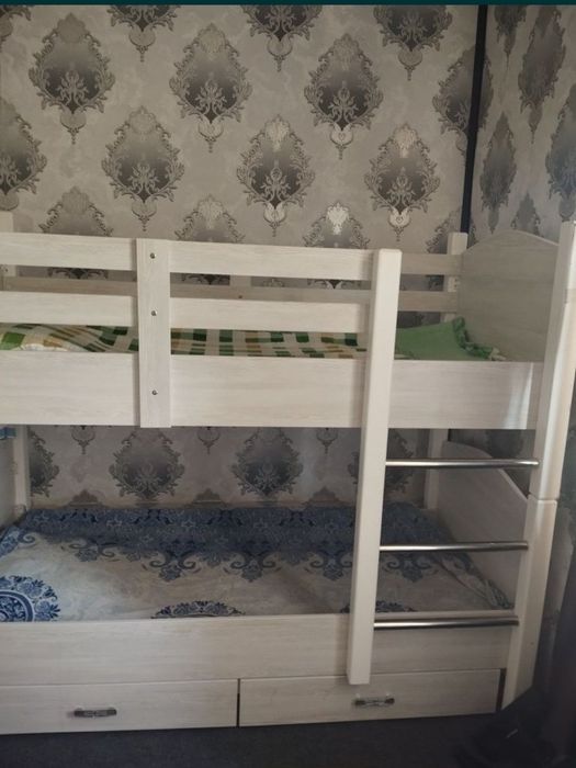 Kravat srochna sotiladi.