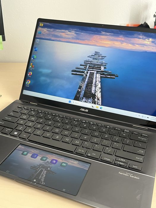 ASUS ZenBook Flip 14 UX463F | Intel Core i7 | Touchscreen | Flip 360° | ScreenPad | SSD 477 GB