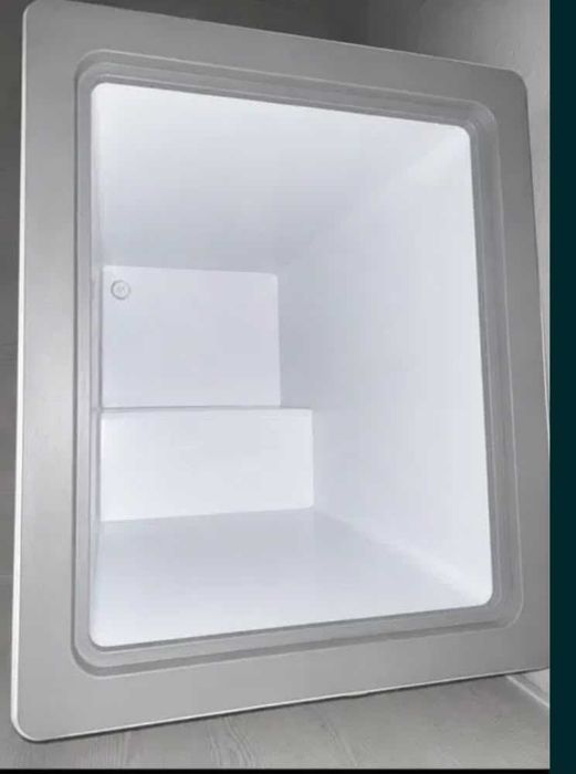 Продам морозильник Морозильник DAUSCHER DCF-160RETRO-W
