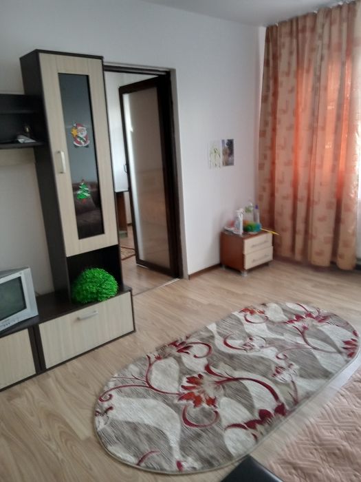 Închiriez apartament in Mizil,zona centrala