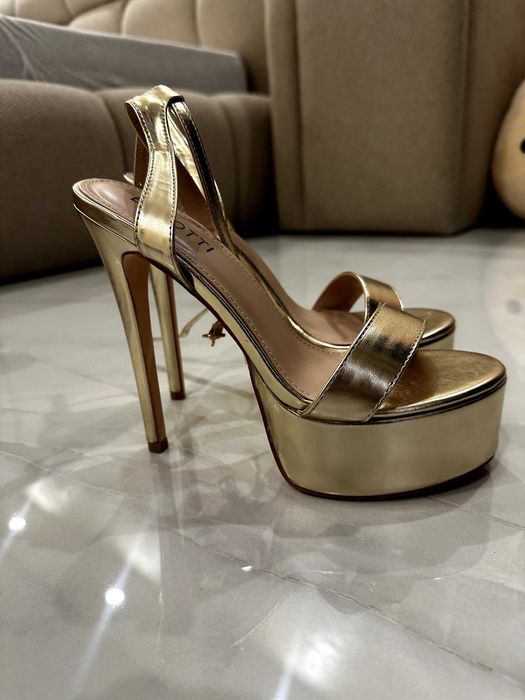 Високи Обувки 38 Номер