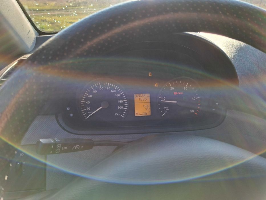 Mercedes benz vito