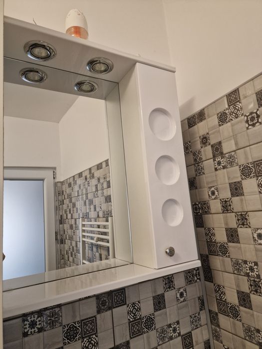 Mobilier baie masca, lavoar si oglinda