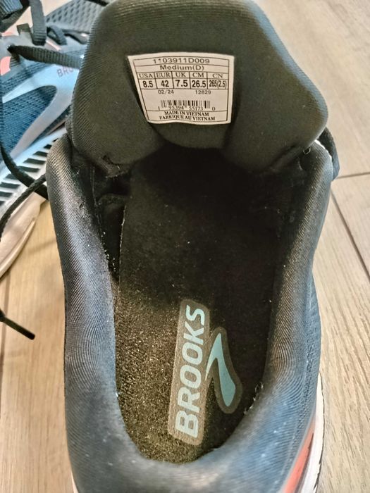 Brooks adrenaline GTS 23