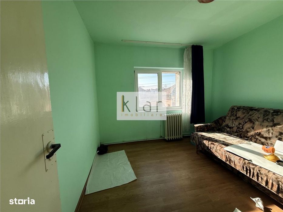 Apartament 4 camere la 5 minute de gara