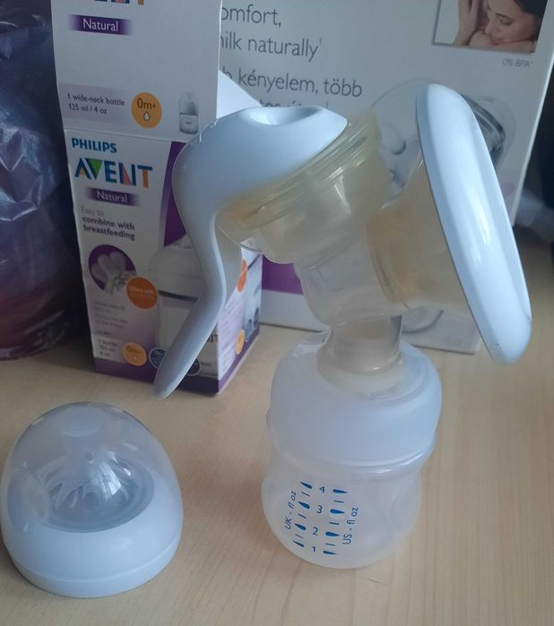 Помпа за кърма Philips Avent+подарък шише