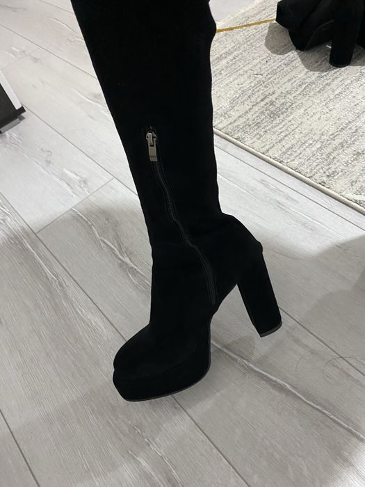 женские сапоги на каблуках