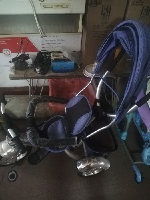 Коляска.          .