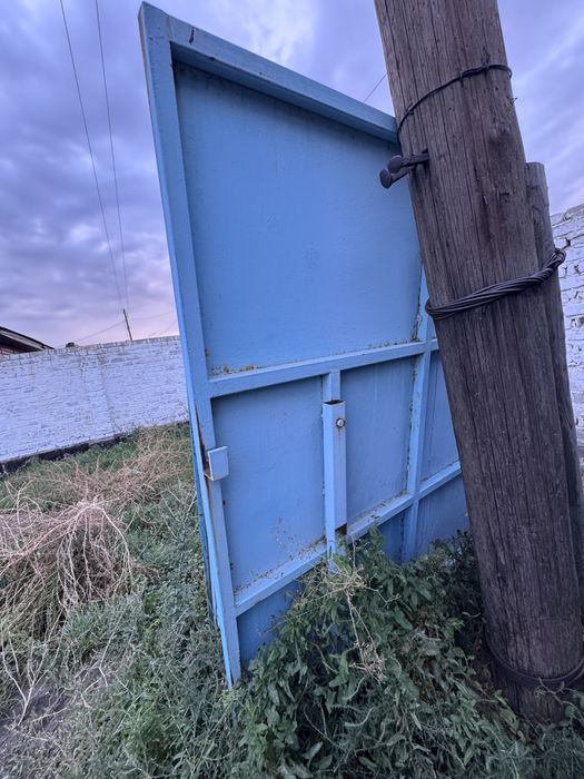 Продам металические ворота