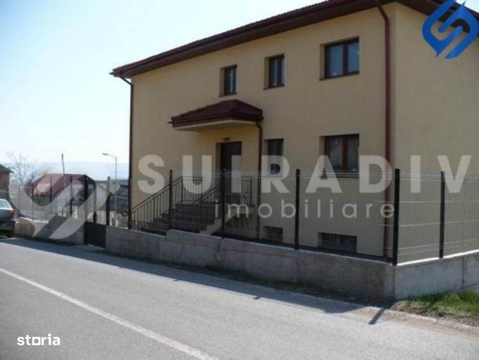 Vilă spațioasă cu 6 camere, teren generos, 3 etaje – Strada Oașului