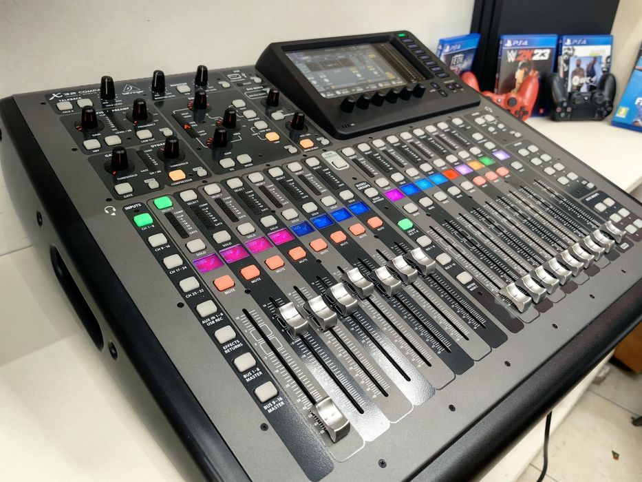 Хб! Дигитален аудио миксер Behringer X32 COMPACT Гаранционна.