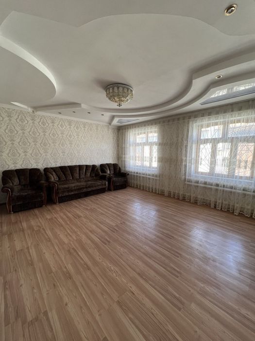 Sotuvga hovli uy, 6 sotix 6 xona, SROCHNO SOTILADI