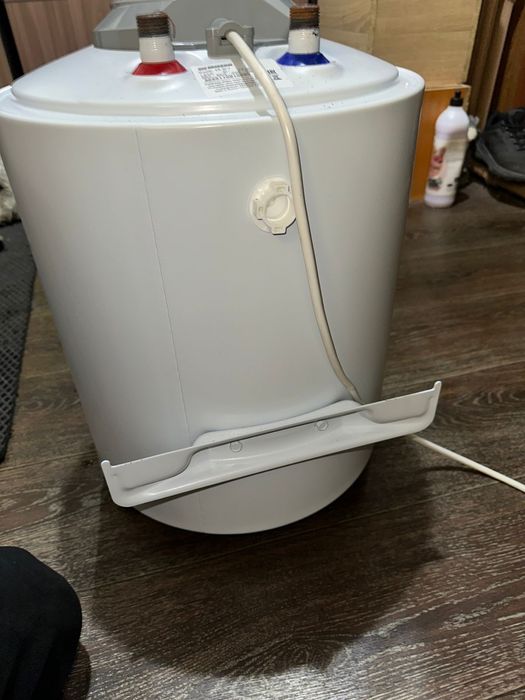 Водонагреватель 30 литров