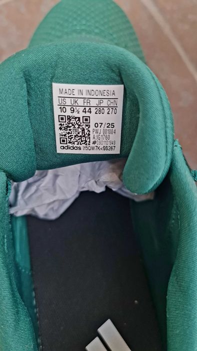 Adidas Нови маратонки