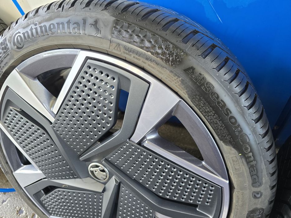 Оригинални джанти и гуми 5x112 8.5/9J 57.1мм от Skoda Enyaq VRS Coupe