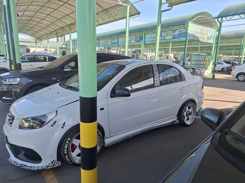 AMG Бампера передный и задний круговой обвес и боди кит круговой для н