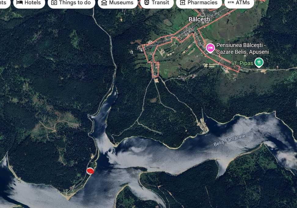 Vând o bucată de paradis pe malul Lacului Beliș - 1000 mp