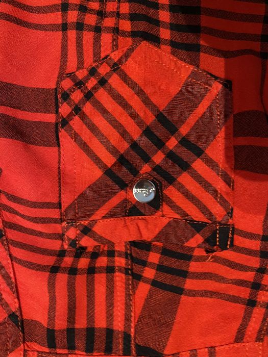 Риза Guess каре дълга