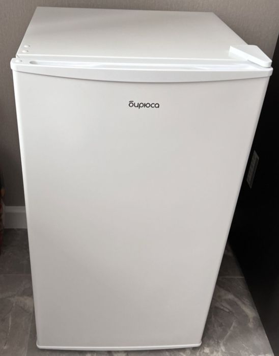 Продам  холодильник офисный