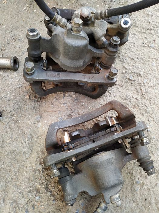 Тормозные суппорта, тормозные диски  на субару!