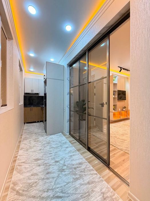 Чиланзар 5 (Метро Хамза) 2х комнатная Разделка с Новым Ремонтом