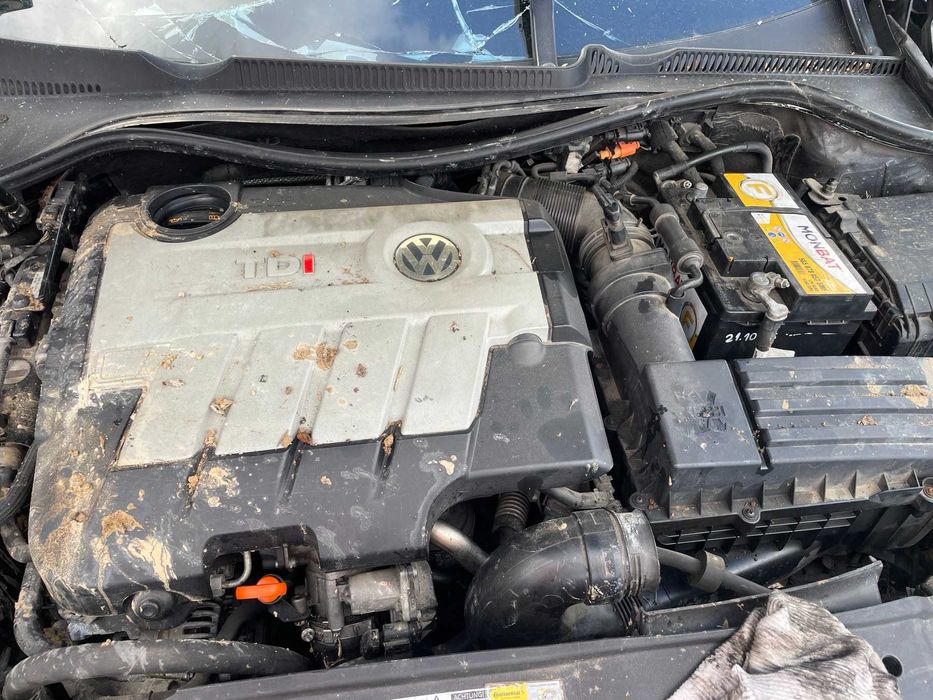 VW Golf 6 2.0 TDI / Голф 6 2.0 ТДИ 110 коня 2011 година на части