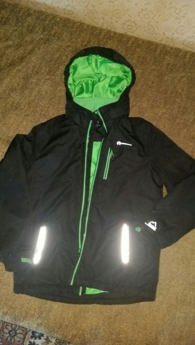 Продам детскую одежду