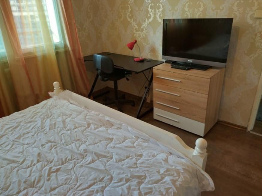 Дава се под наем Двустаен апартамент в София, Център - 70 кв.м за 550 € - Снимка #2