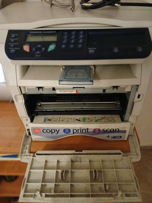 Xerox 3 в 1 - принтер, скенер, копирна  машина