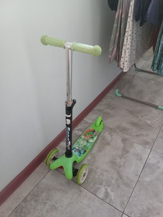 Самокат детский, б/у