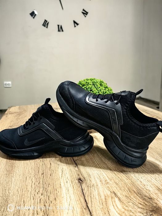 Маратонки Nike 37 номер