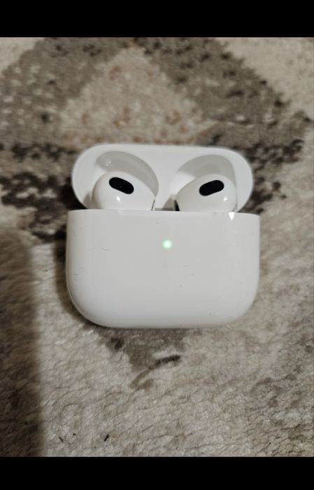 AirPods 3 - stare impecabila