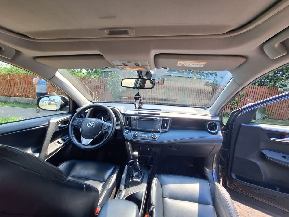 TOYOTA RAV 4 4x4 an 2014