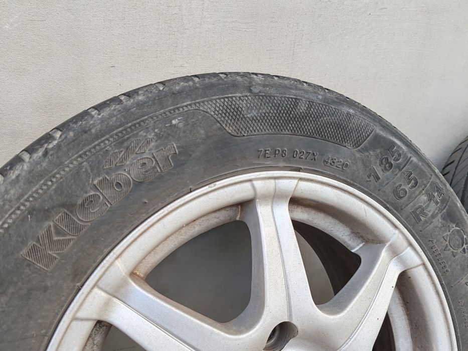 Джанти с гуми 4х114.3 14